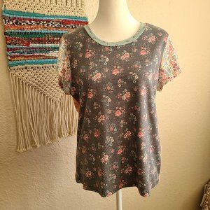 Multi-Floral Rustic Tee NWOT